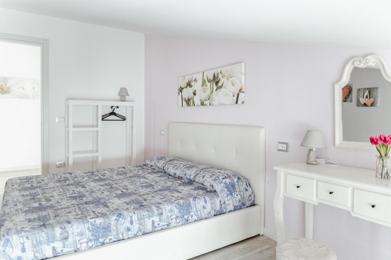 Minerva Holiday Home Manerba del Garda Dış mekan fotoğraf
