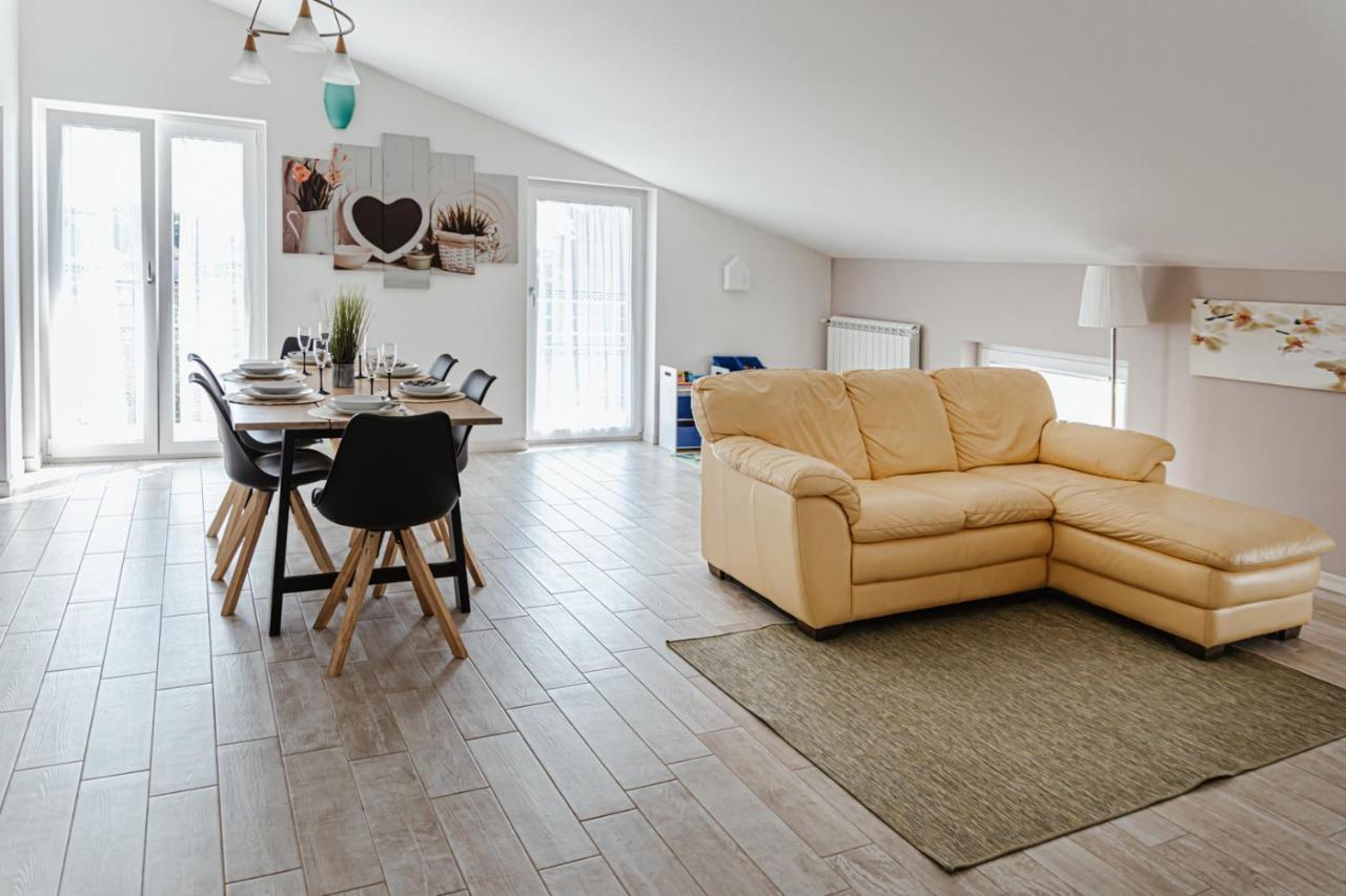 Minerva Holiday Home Manerba del Garda Dış mekan fotoğraf